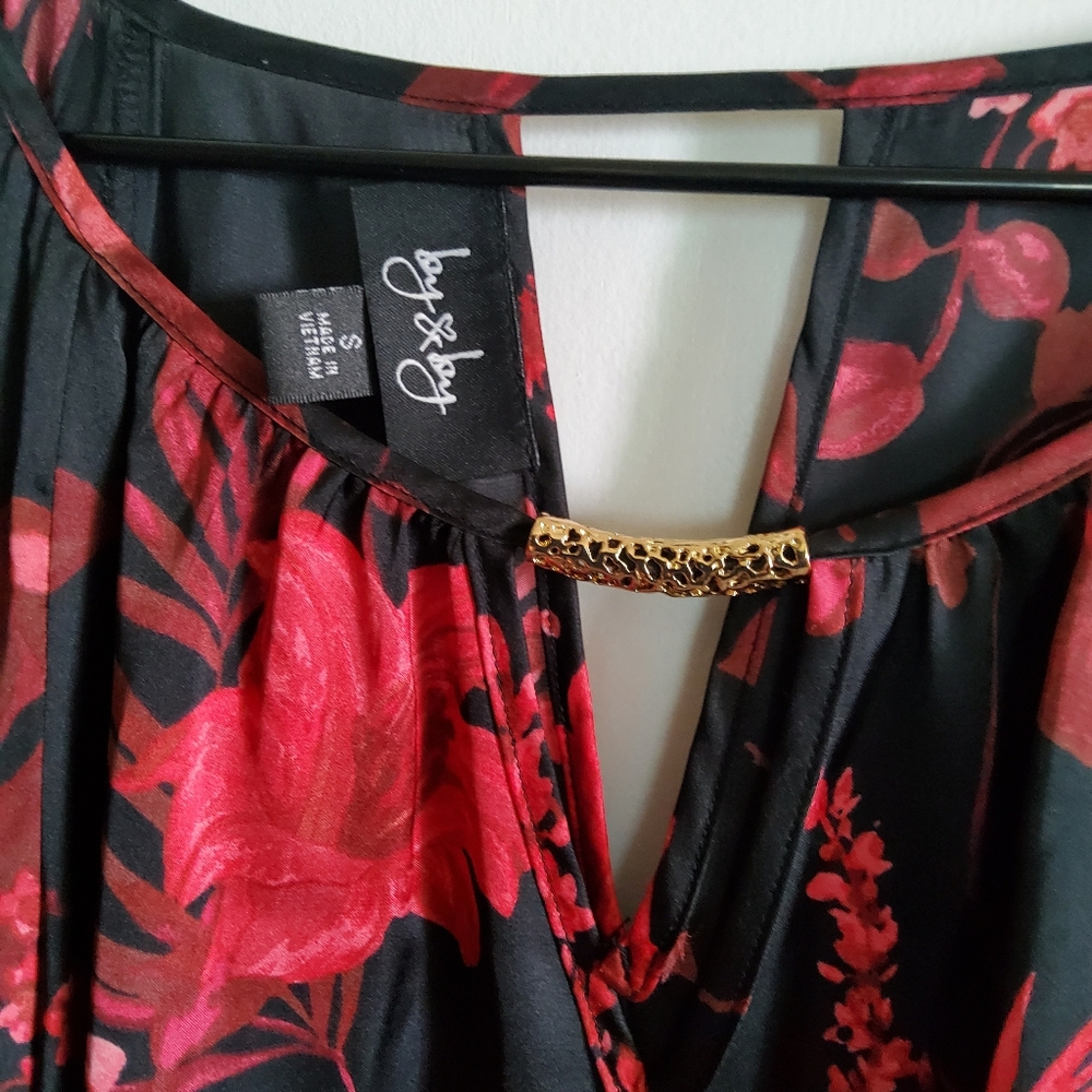 Blouse - Picture 2 of 3